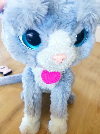 Fur real gato interactivo