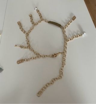 Denny Rose ci tura con perle e charms