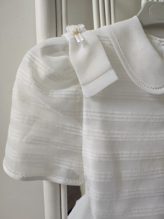 VESTIDO DE COMUNIÓN con alforcillas 
