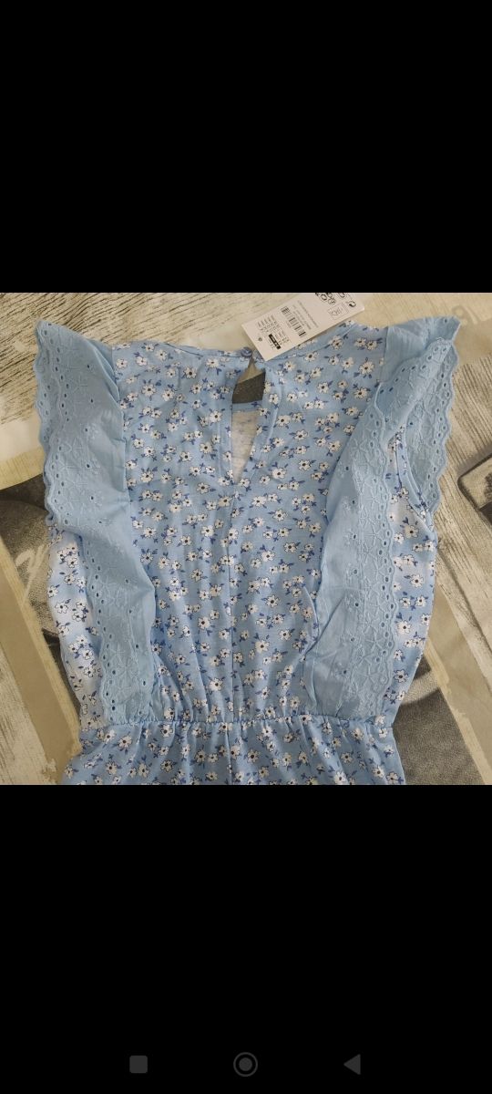 Lote 2 vestidos 3 años