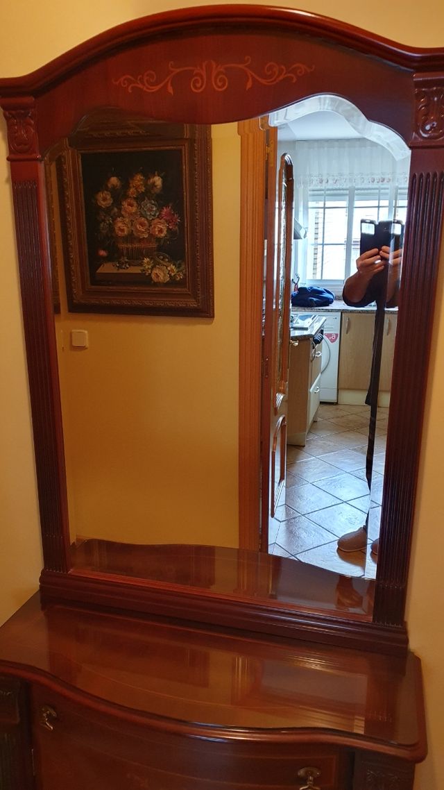 Recibidor con Espejo