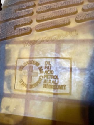 Dr. Martens  1460 NUEVAS