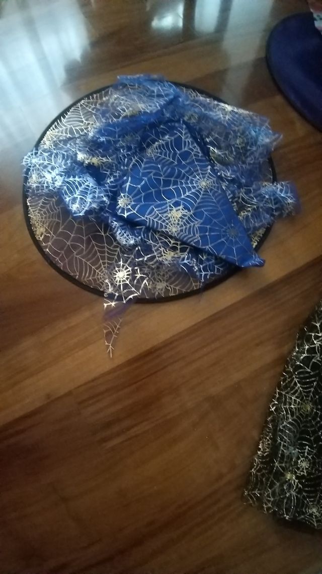 Gonna e cappelli bimba per travestimenti