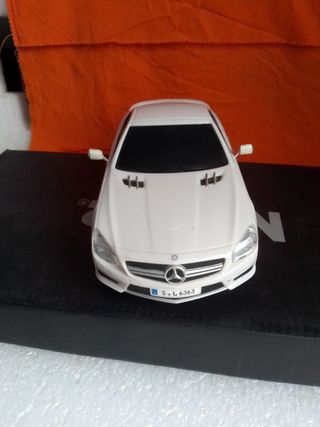 Mercedes  Benz SL 63 AMG