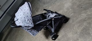 Carrito bebé plegable