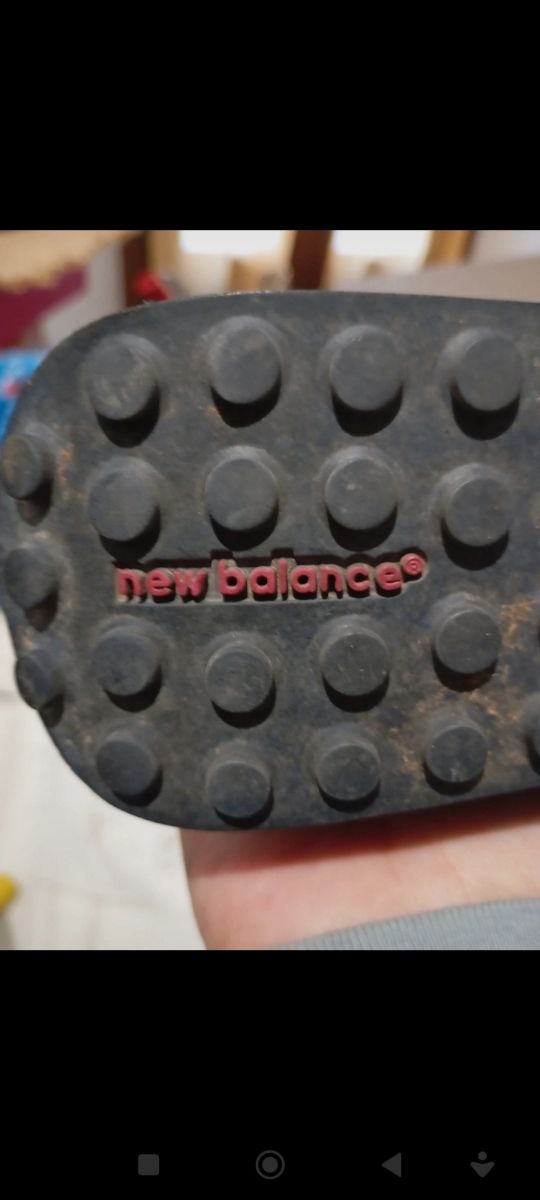 New Balance numero 37