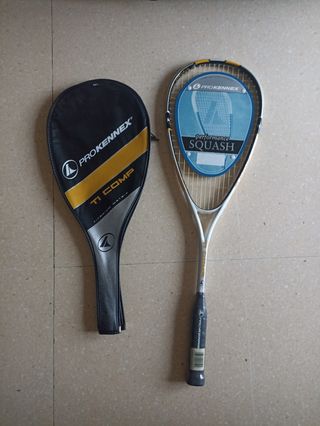 Raqueta squash