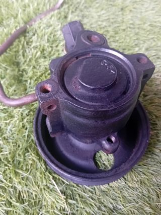 Bomba direccion ford mondeo I (1993-1997