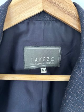 Torera azul marino marca takezo 