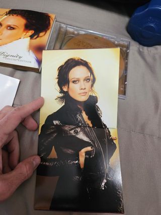 Hilary Duff Dignity Deluxe CD DVD