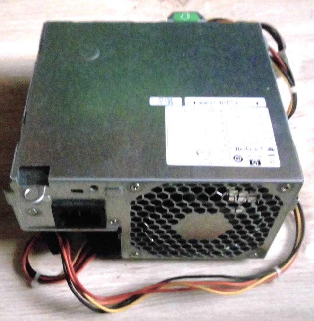 Fuente de alimentacion HP Small Form Factor