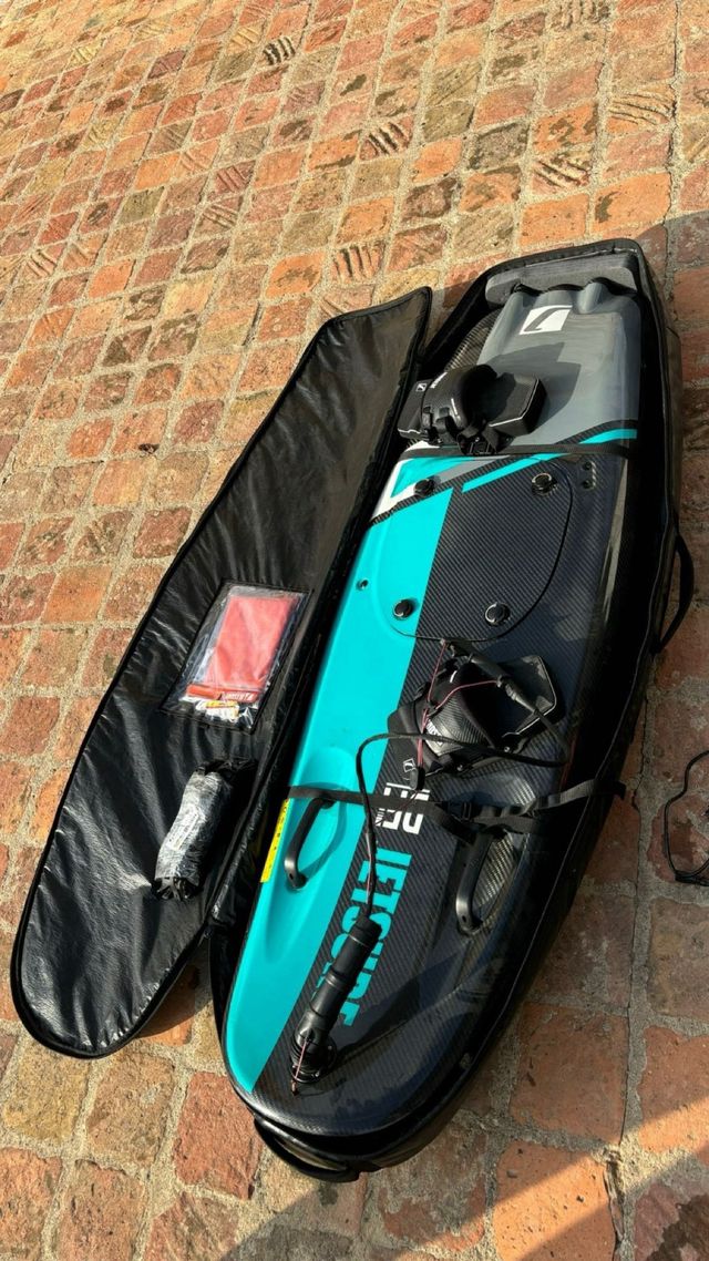 Jetsurf, carbono