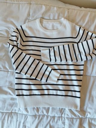 Jersey blanco y negro de rayas
