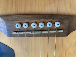 Guitarra Fender FA-125CE