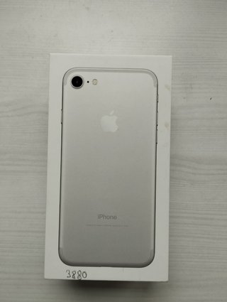 iPhone 8
