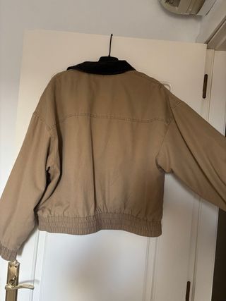 Chaqueta con etiqueta