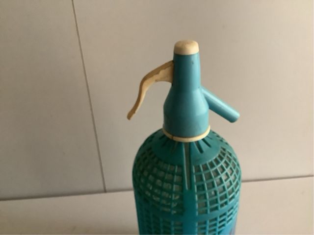 Sifón antiguo La Carbonica. IGUALADA. Vintage.