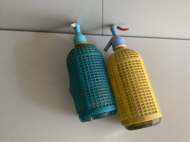 2 Sifónes antiguos El Noya y La Carbonica IGUALADA