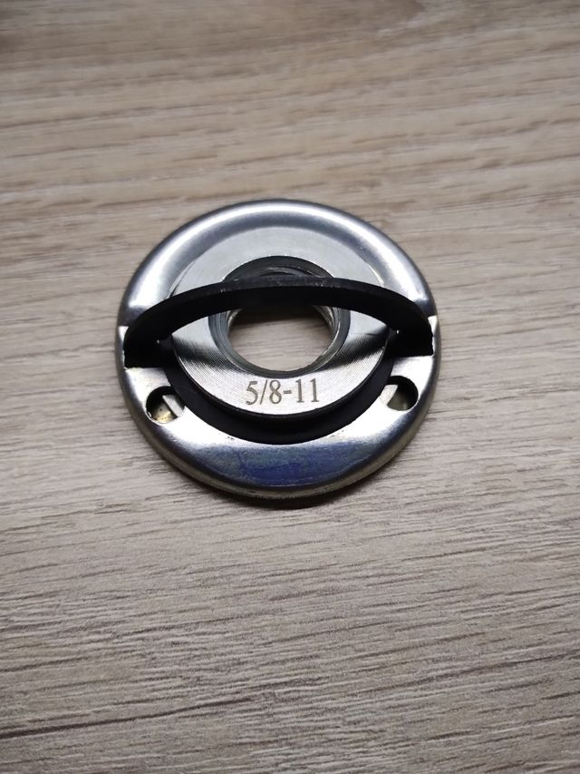 Tuerca autoblocante Radial