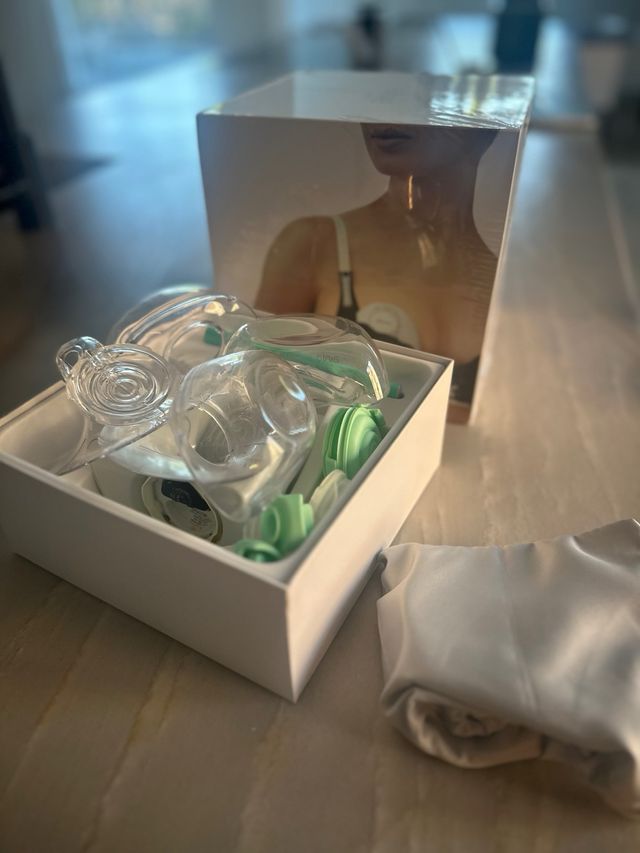 Elvie Breast Pump
