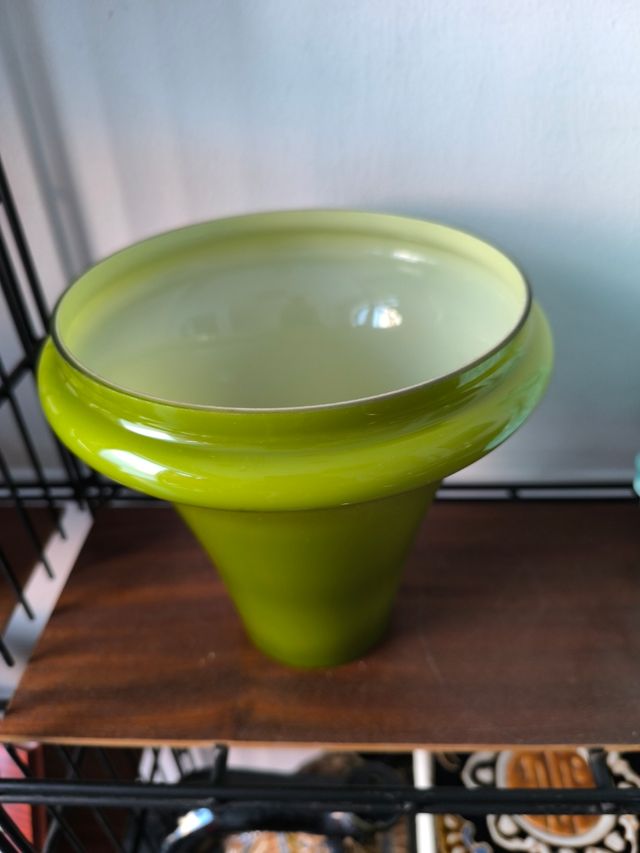 Pantalla opalina verde