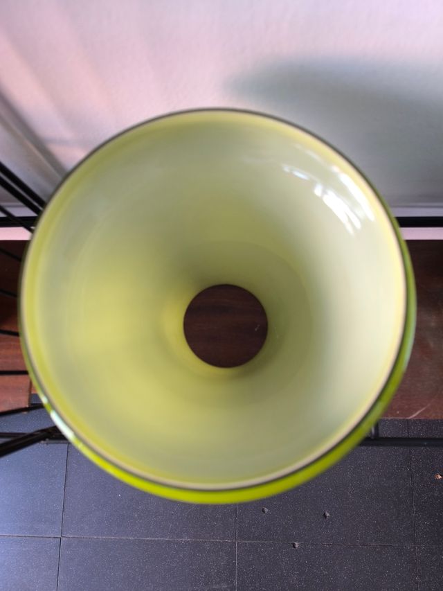 Pantalla opalina verde