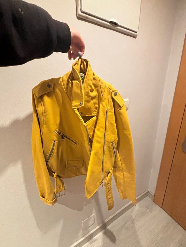 Chaqueta Cuero Mostaza