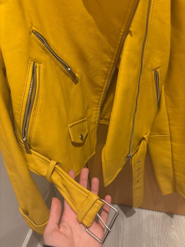 Chaqueta Cuero Mostaza