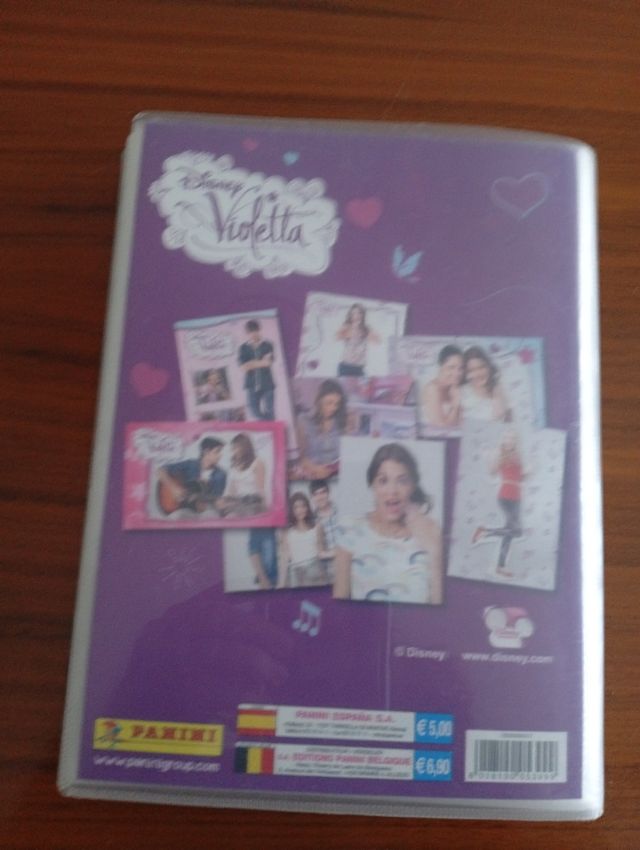 Un álbum de cromos.