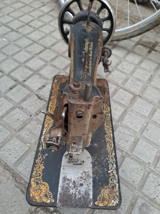 Maquina para.  Coser