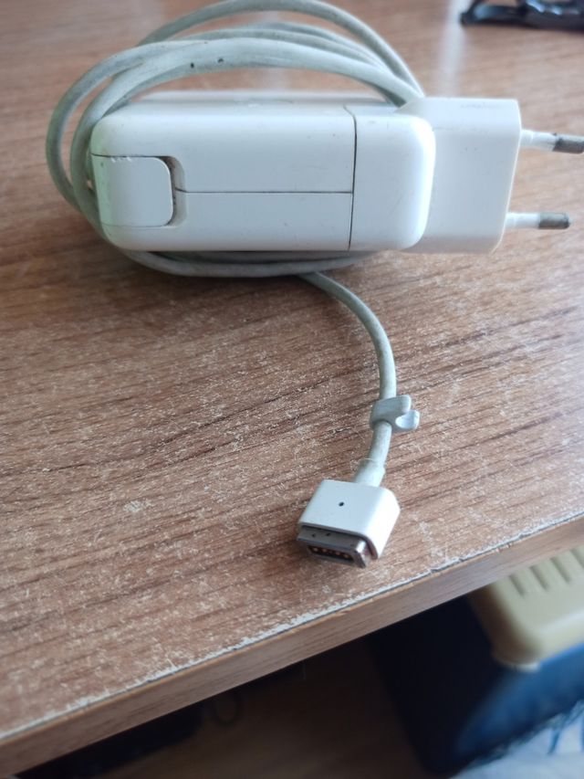 Cargador portátil Apple