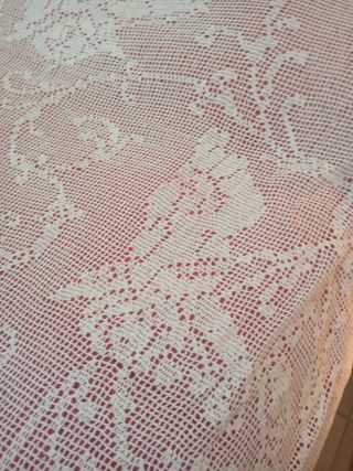 Colcha de crochet hecha amano con ángeles