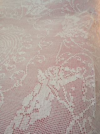 Colcha de crochet hecha amano con ángeles