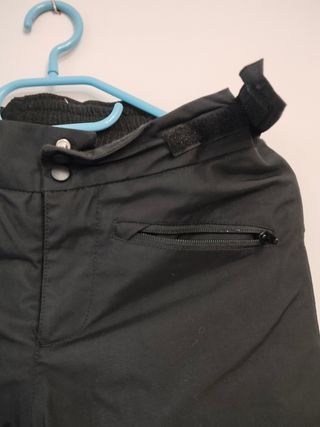 Pantalón esquiar talla 9-10 años