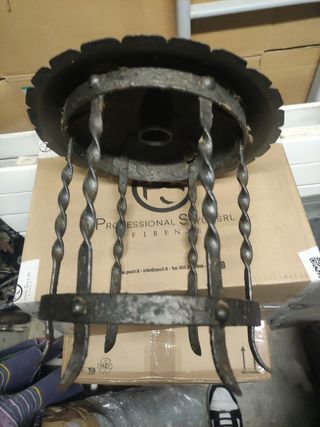 Lampadario ferro battuto