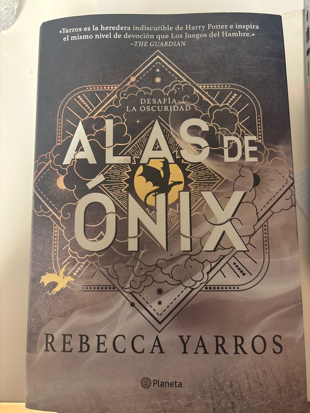 Alas de ónix (Empíreo 3)