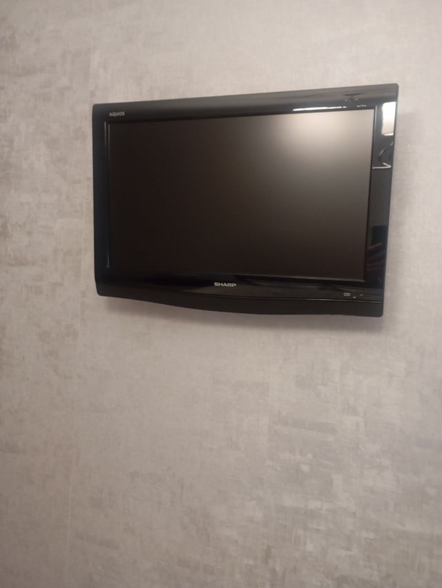 Televisión de 32 pulgadas con DVD incorporado