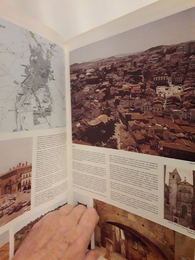 2 Atlas Geográfico Mundial y de España