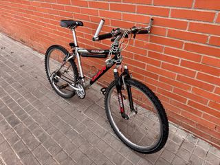 Bicicleta MTB Giant Boulder talla M