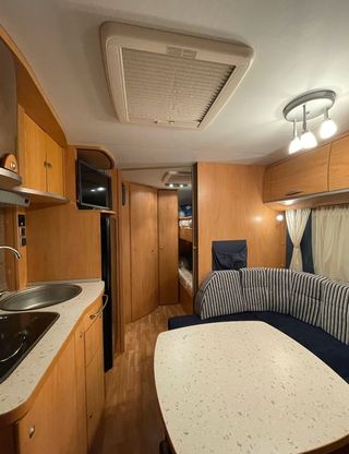 ALQUILER CARAVANA para camping transporte incluido