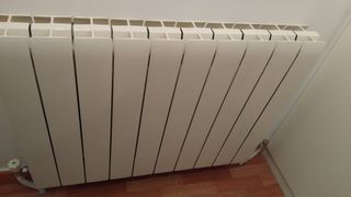 Caldera de gas y radiadores