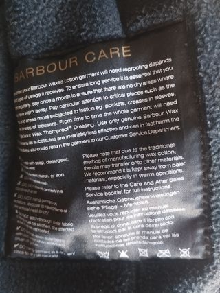 Barbour internacional mujer en color negro