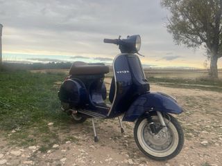 Vespa p200E