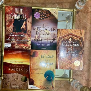 LA MUSICA DE LAS SOMBRAS lote 5 novelas