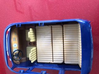 Coche Sylvanian azul.