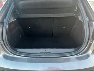 Peugeot 208 2022