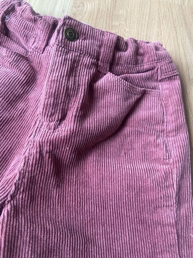 Pantalón de pana. Talla 5 años. La Redoute. Niña