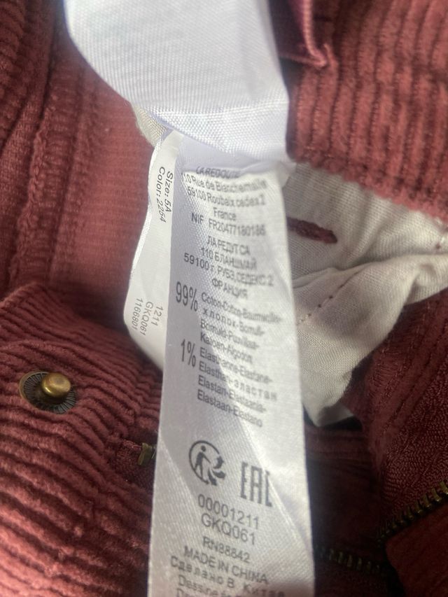 Pantalón de pana. Talla 5 años. La Redoute. Niña