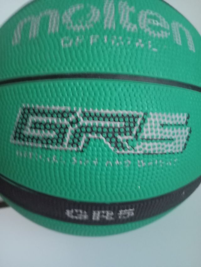 Balón de baloncesto.molten oficial. GR5.