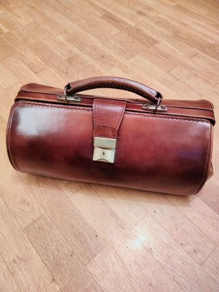 Maletín antiguo de médico